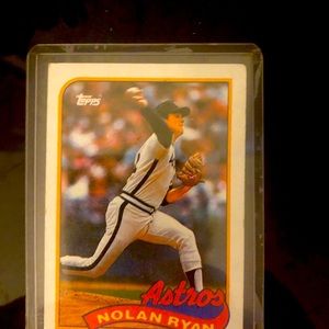 Excellent condition non graded Nolan Ryan Card!!